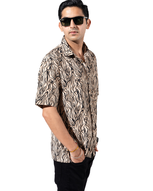 ANIMAL PRINT HALF SLEEVE OVERSIZED SHIRT