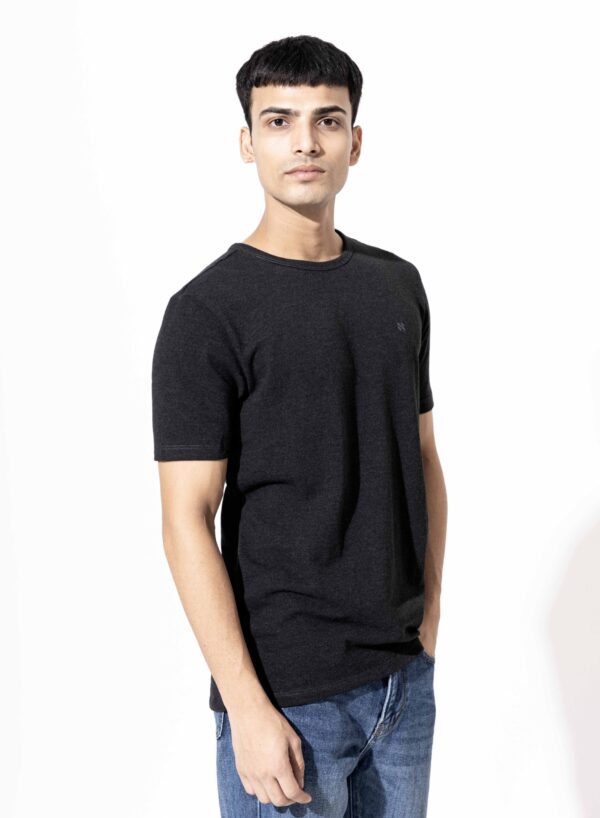PIQUE T-SHIRT IN CHARCOAL